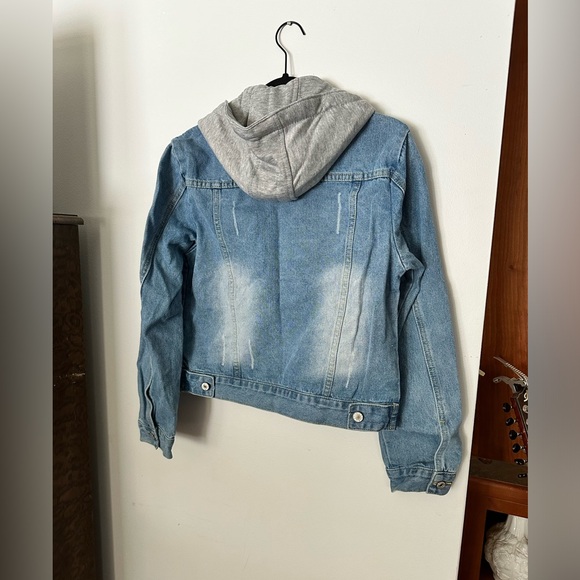 NWT Jean Jacket - Picture 2 of 5